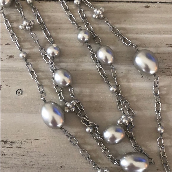 Ann Taylor Necklace - Picture 2 of 3